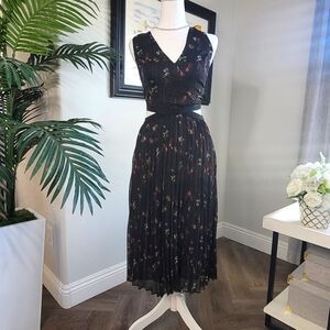 Avec Les Filles Cutout Midi Dress